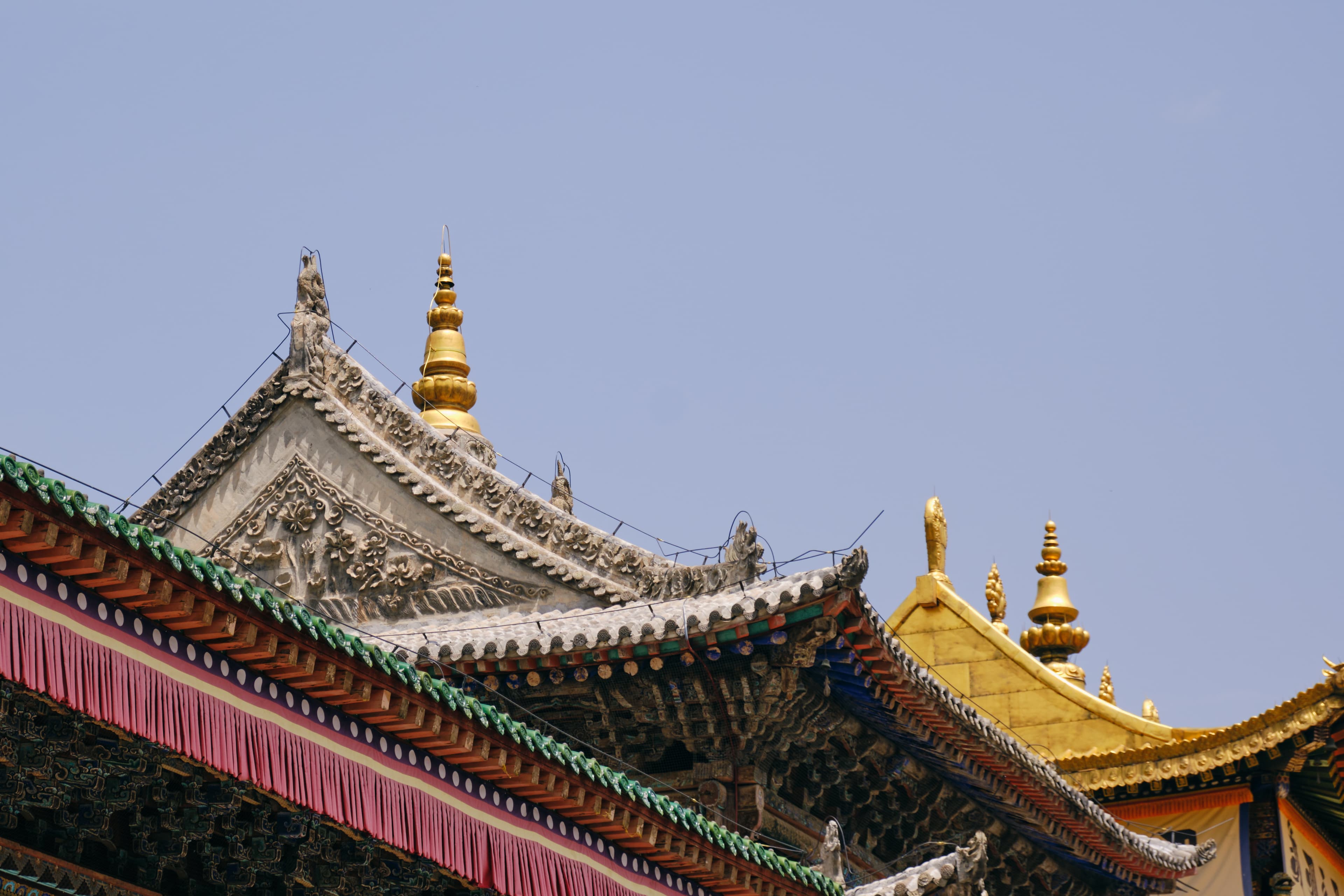 Photography from 青甘大环线 (Qinghai-Gansu Loop) - Tranquil landscapes and timeless beauty. Cover image showcasing nature photography with 6 photos in collection.